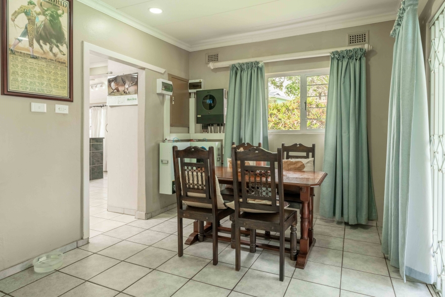 6 Bedroom Property for Sale in Pennington KwaZulu-Natal