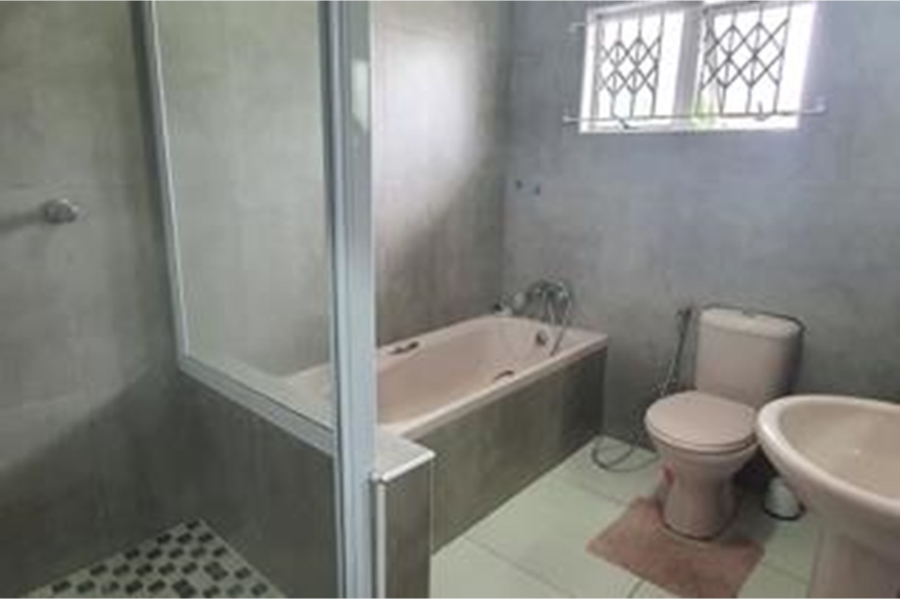 4 Bedroom Property for Sale in Hillgrove KwaZulu-Natal
