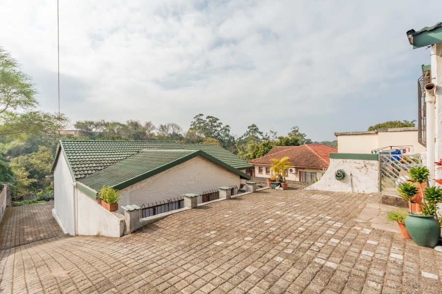 11 Bedroom Property for Sale in Escombe KwaZulu-Natal