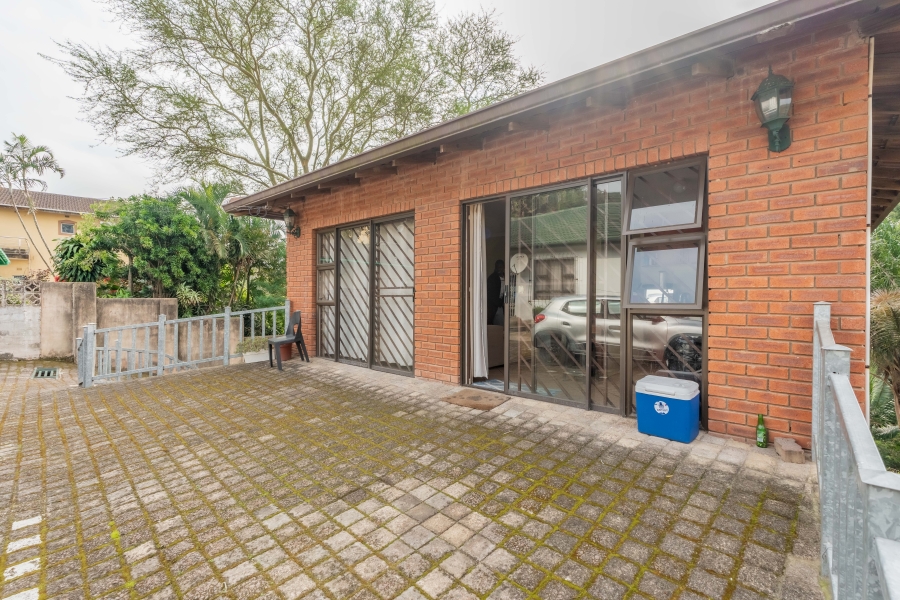 11 Bedroom Property for Sale in Escombe KwaZulu-Natal