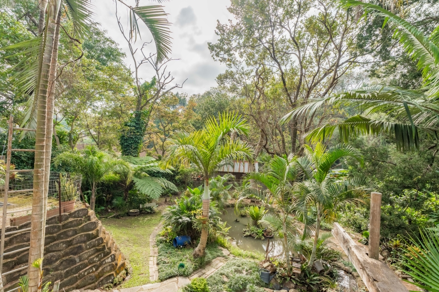 11 Bedroom Property for Sale in Escombe KwaZulu-Natal