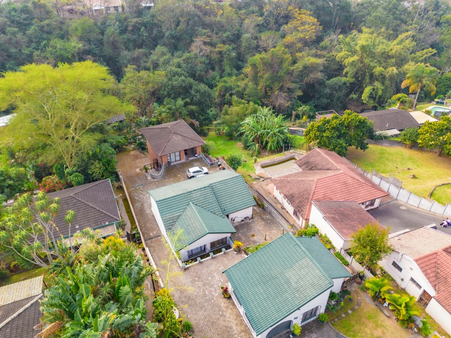 11 Bedroom Property for Sale in Escombe KwaZulu-Natal
