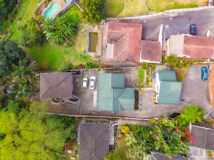 11 Bedroom Property for Sale in Escombe KwaZulu-Natal