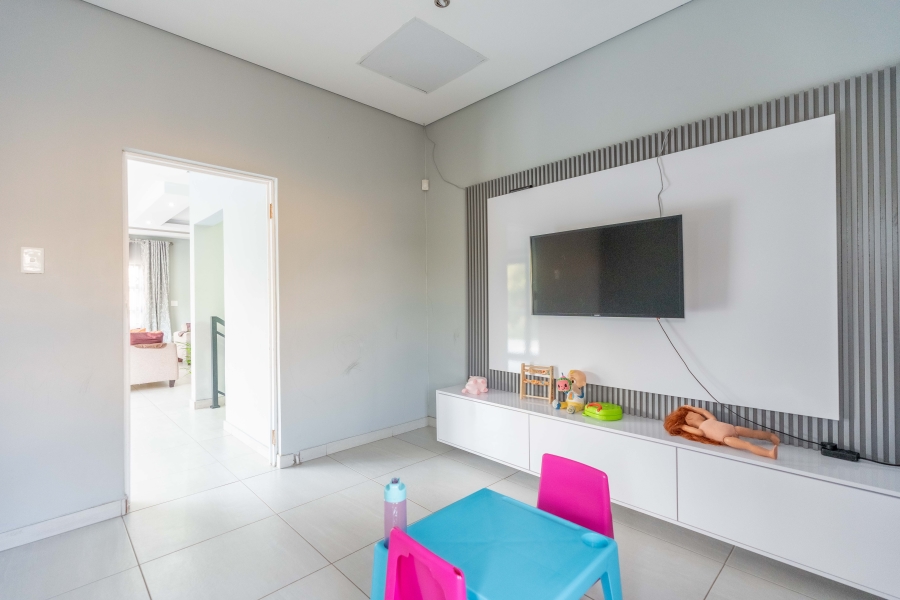 4 Bedroom Property for Sale in Reservoir Hills KwaZulu-Natal