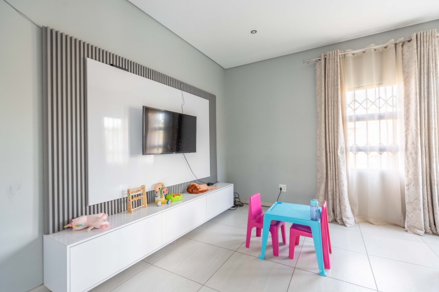 4 Bedroom Property for Sale in Reservoir Hills KwaZulu-Natal