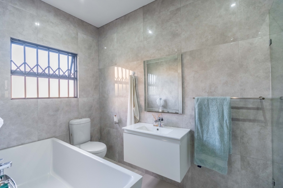 4 Bedroom Property for Sale in Reservoir Hills KwaZulu-Natal