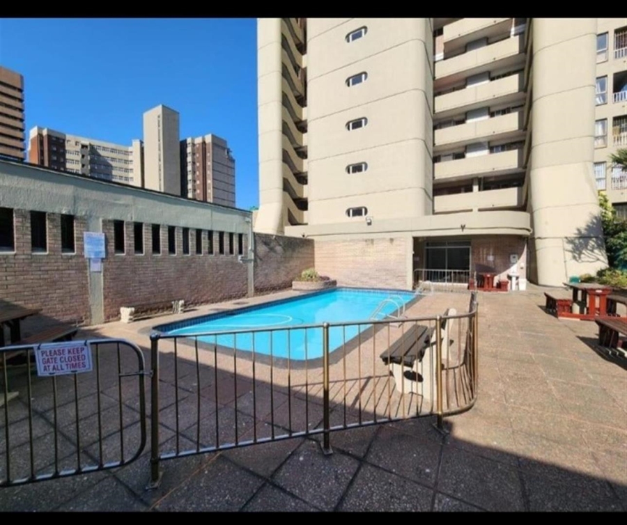 1 Bedroom Property for Sale in Durban Central KwaZulu-Natal