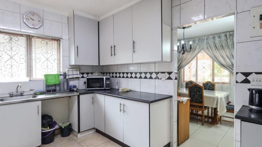 4 Bedroom Property for Sale in Bonela KwaZulu-Natal