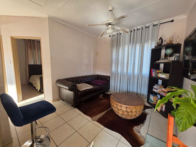 2 Bedroom Property for Sale in Richem KwaZulu-Natal