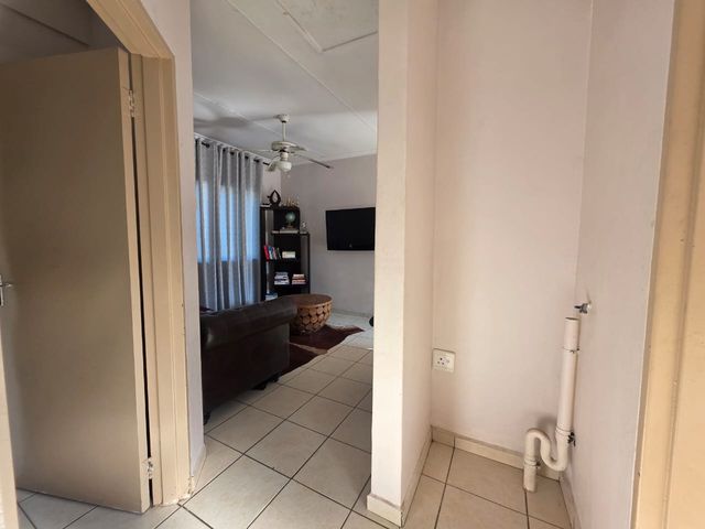 2 Bedroom Property for Sale in Richem KwaZulu-Natal