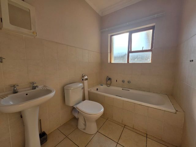 2 Bedroom Property for Sale in Richem KwaZulu-Natal