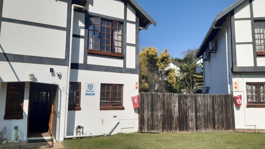 To Let 2 Bedroom Property for Rent in Amanzimtoti KwaZulu-Natal