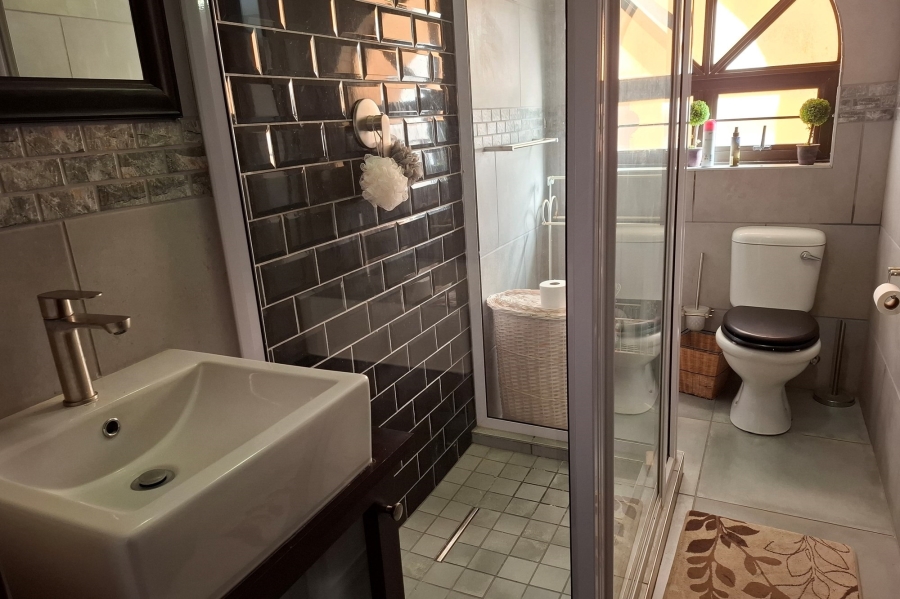 4 Bedroom Property for Sale in Shelly Beach KwaZulu-Natal