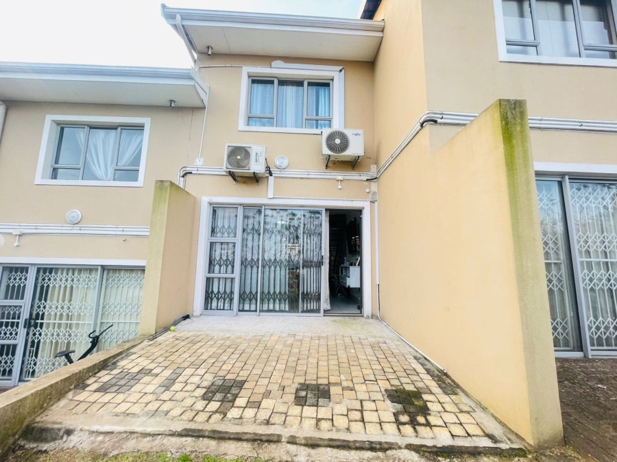 2 Bedroom Property for Sale in Greenwood Park KwaZulu-Natal