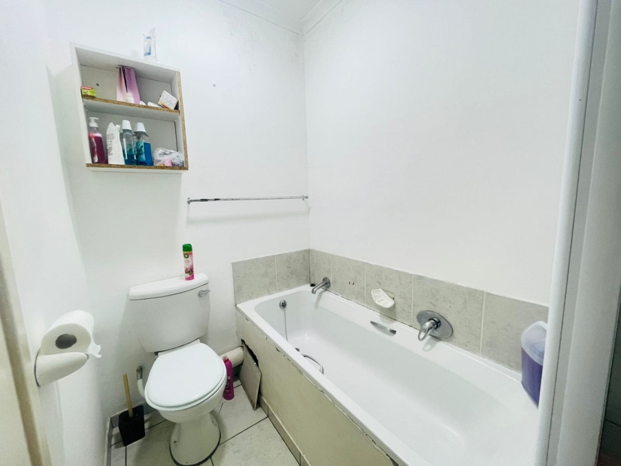 2 Bedroom Property for Sale in Greenwood Park KwaZulu-Natal