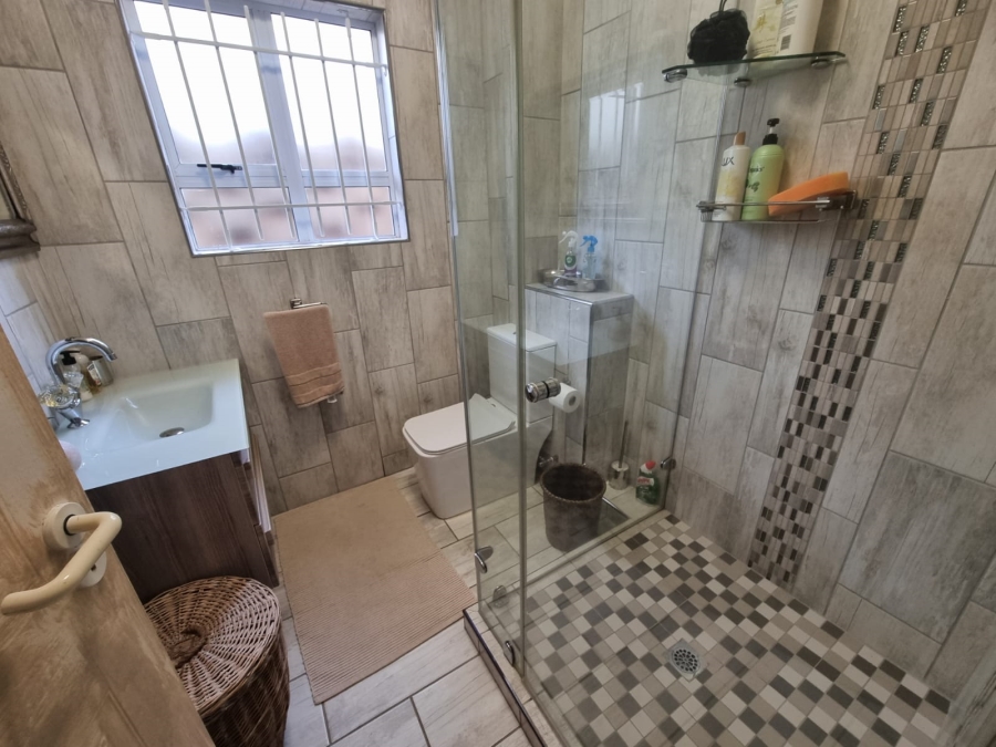 3 Bedroom Property for Sale in Shakas Rock KwaZulu-Natal