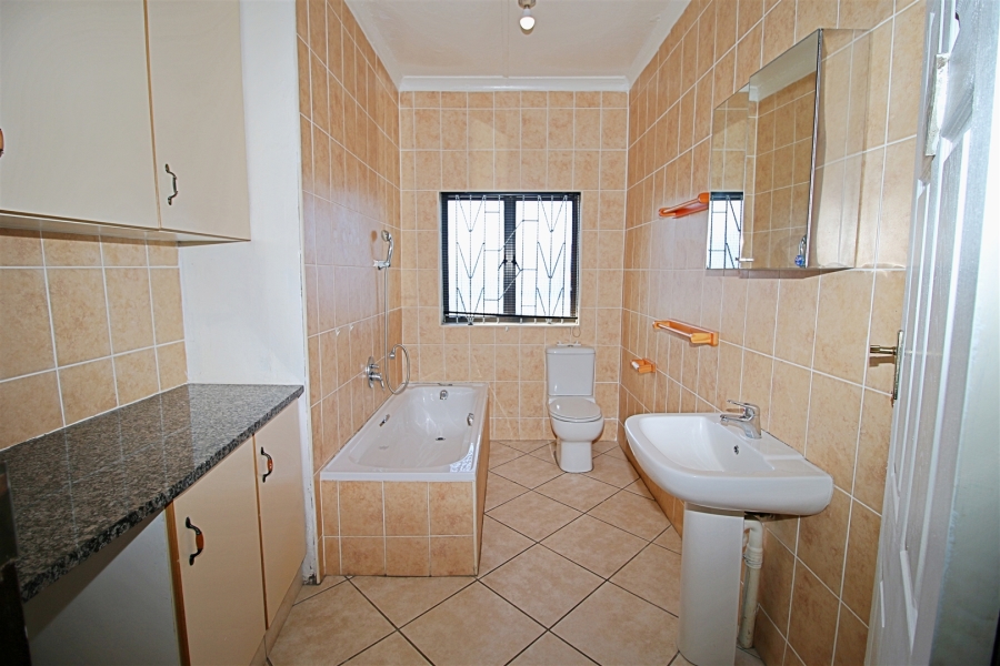 4 Bedroom Property for Sale in Woodgrange KwaZulu-Natal