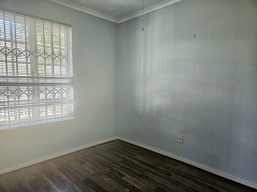 2 Bedroom Property for Sale in Sherwood KwaZulu-Natal