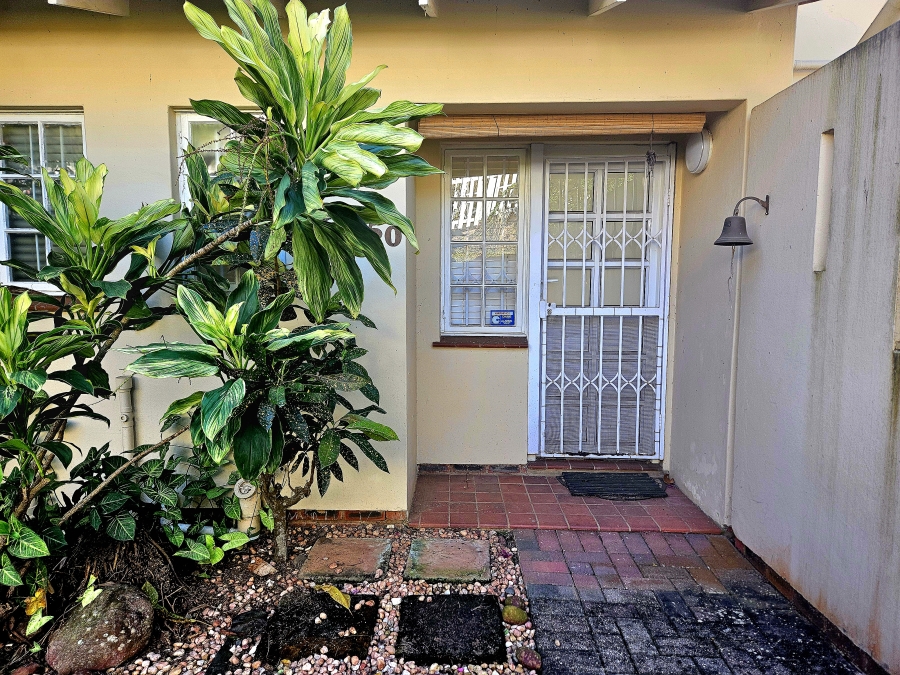 2 Bedroom Property for Sale in Sherwood KwaZulu-Natal