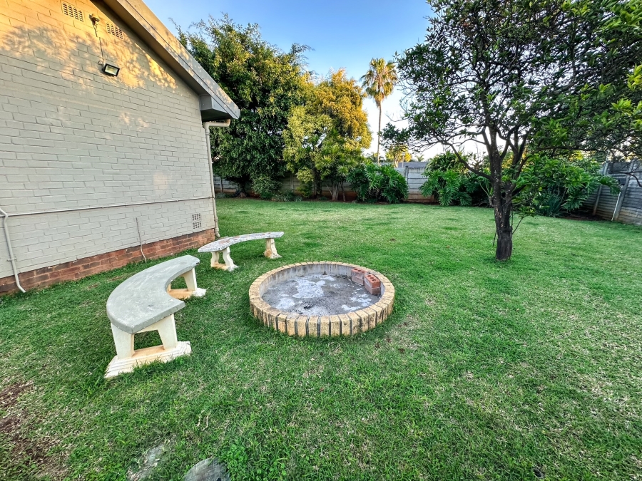 4 Bedroom Property for Sale in Fairview KwaZulu-Natal