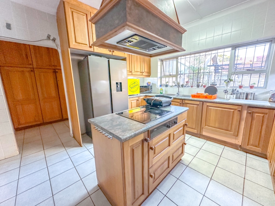 4 Bedroom Property for Sale in Fairview KwaZulu-Natal