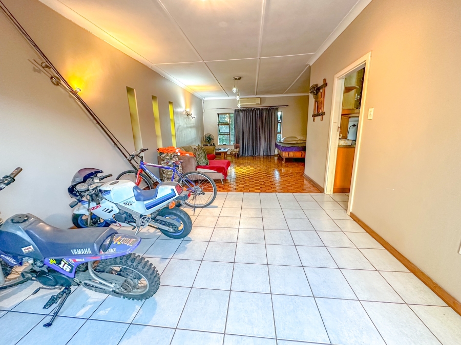 4 Bedroom Property for Sale in Fairview KwaZulu-Natal