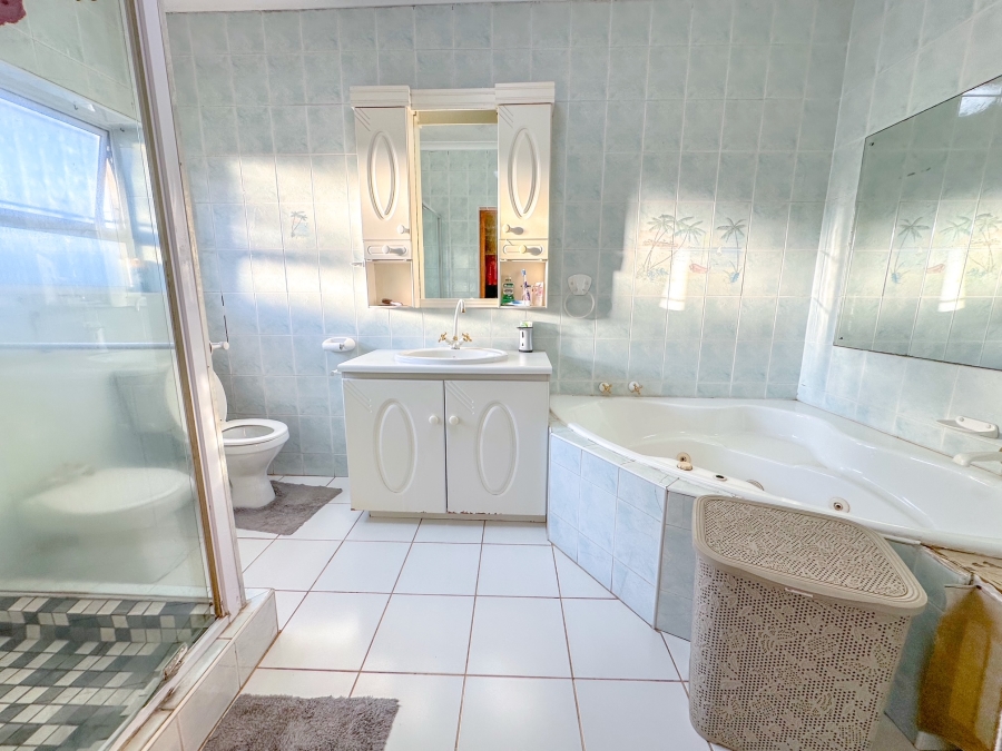 4 Bedroom Property for Sale in Fairview KwaZulu-Natal