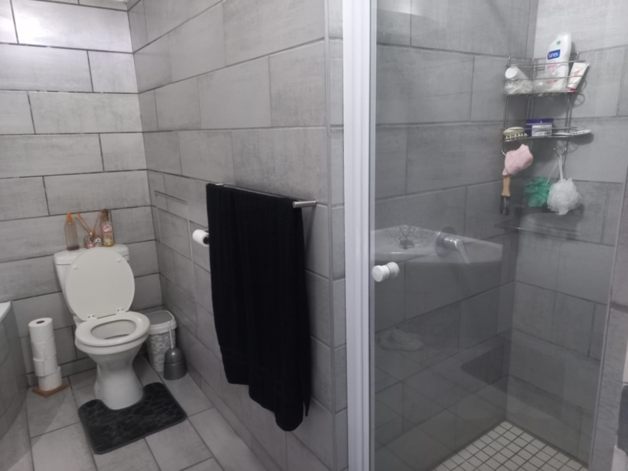 4 Bedroom Property for Sale in Beacon Rocks KwaZulu-Natal