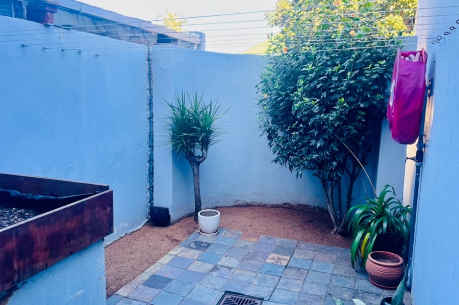3 Bedroom Property for Sale in Glenwood KwaZulu-Natal