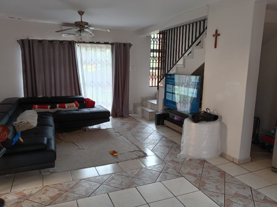 3 Bedroom Property for Sale in Meer En See KwaZulu-Natal