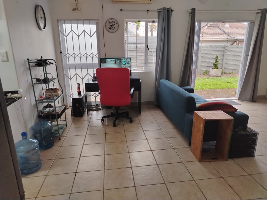 5 Bedroom Property for Sale in Umbilo KwaZulu-Natal