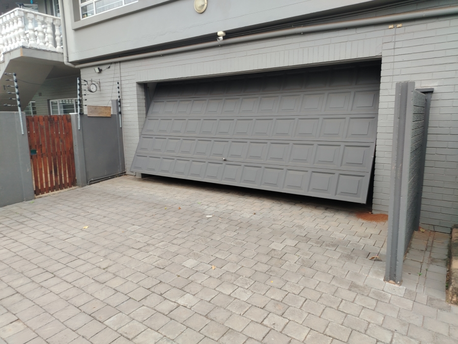 5 Bedroom Property for Sale in Umbilo KwaZulu-Natal