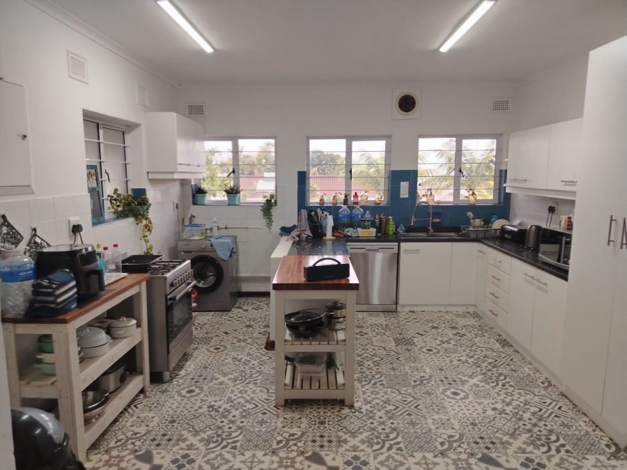5 Bedroom Property for Sale in Umbilo KwaZulu-Natal