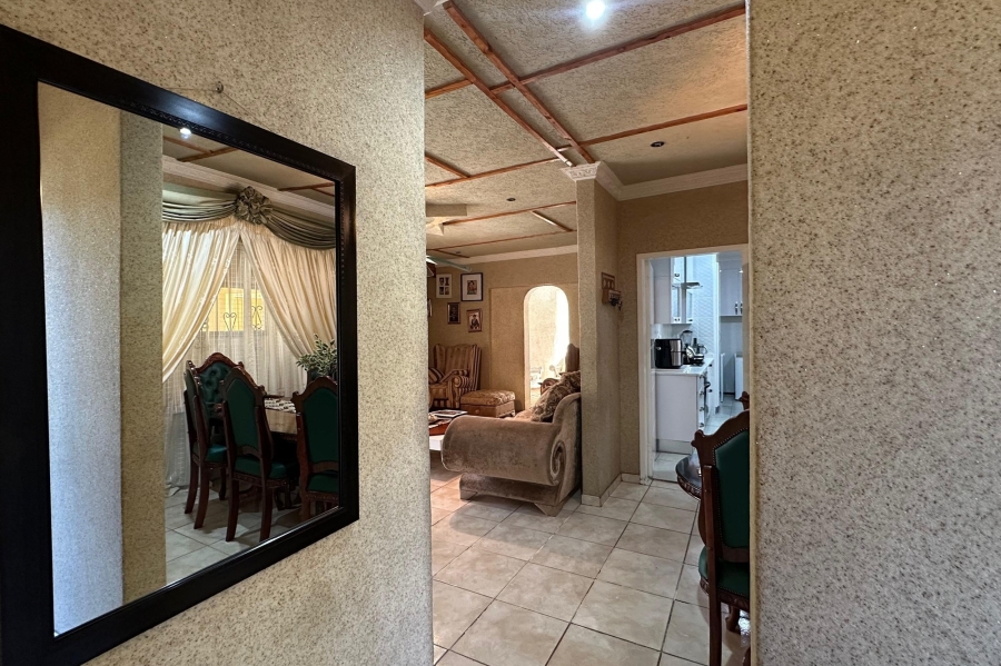 3 Bedroom Property for Sale in Amajuba Park KwaZulu-Natal