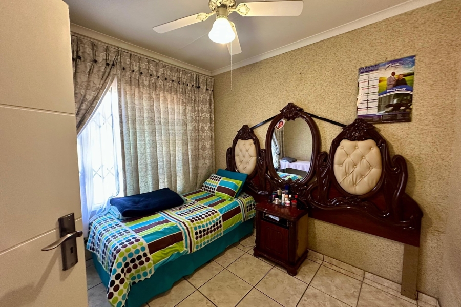 3 Bedroom Property for Sale in Amajuba Park KwaZulu-Natal