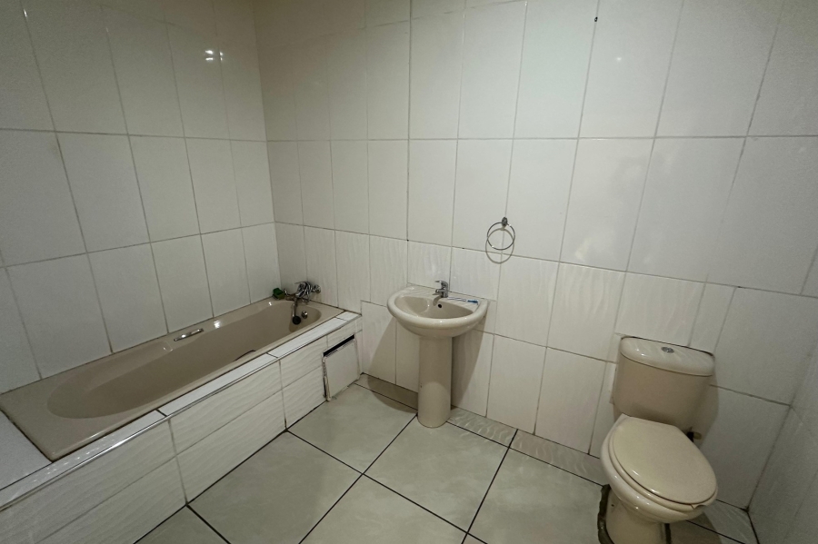 3 Bedroom Property for Sale in Amajuba Park KwaZulu-Natal