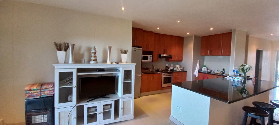 4 Bedroom Property for Sale in Manaba Beach KwaZulu-Natal