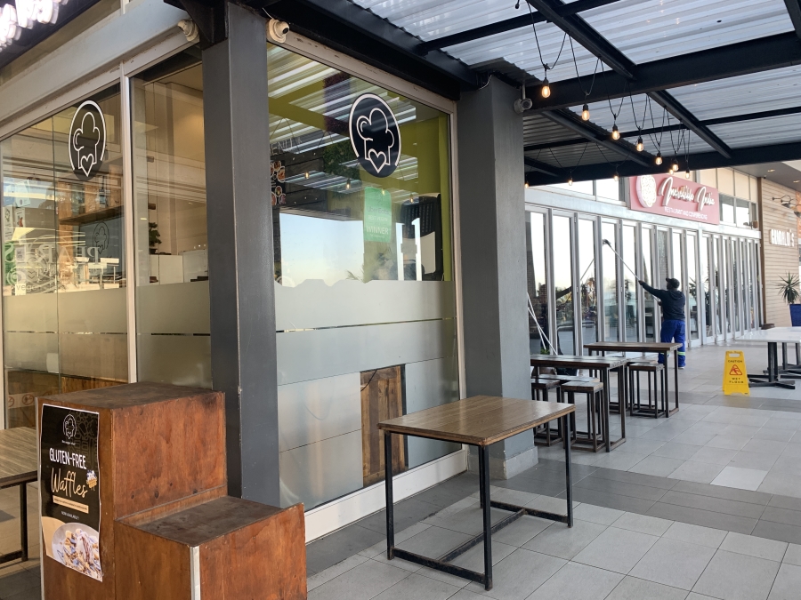 To Let commercial Property for Rent in La Lucia KwaZulu-Natal