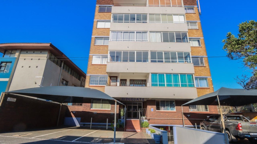2 Bedroom Property for Sale in Amanzimtoti KwaZulu-Natal