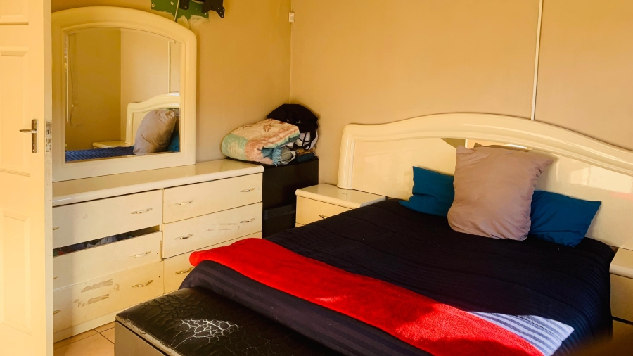 3 Bedroom Property for Sale in Acaciaville KwaZulu-Natal
