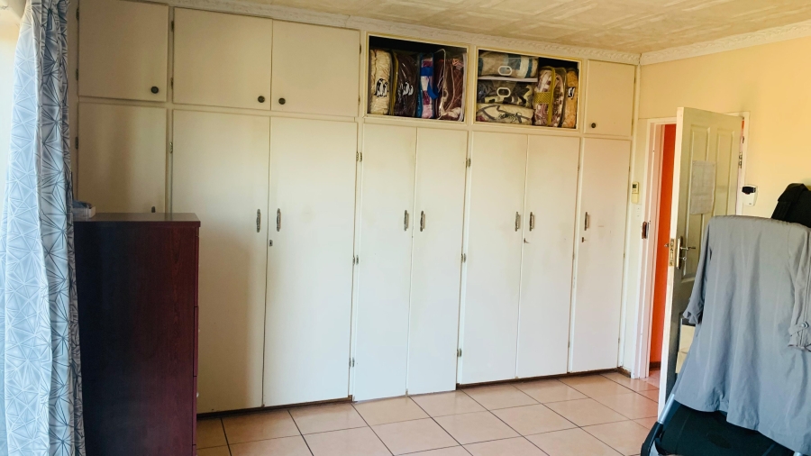 3 Bedroom Property for Sale in Acaciaville KwaZulu-Natal