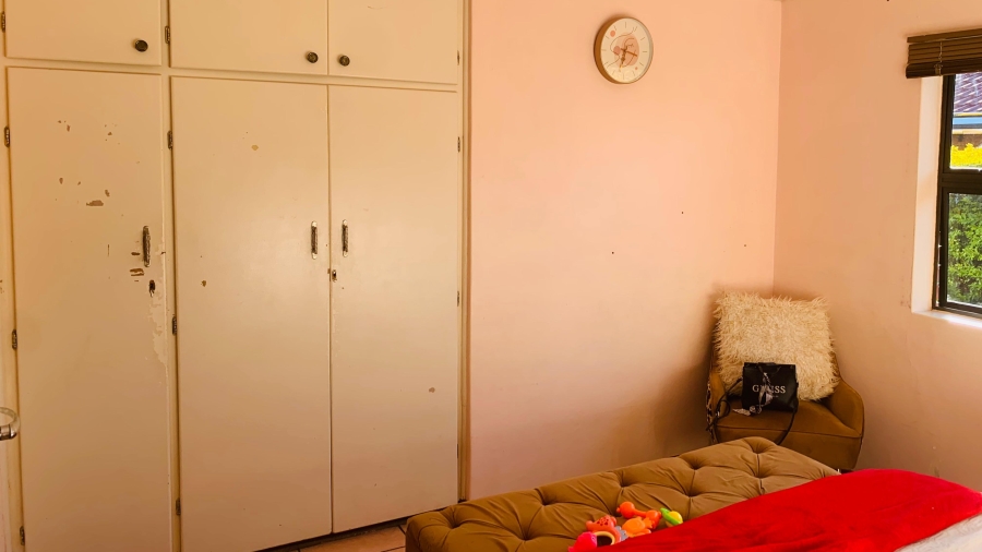 3 Bedroom Property for Sale in Acaciaville KwaZulu-Natal