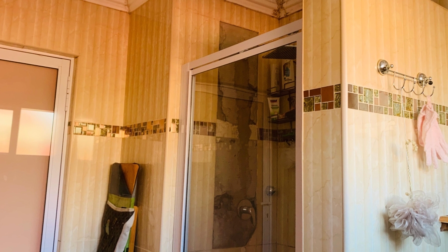 3 Bedroom Property for Sale in Acaciaville KwaZulu-Natal