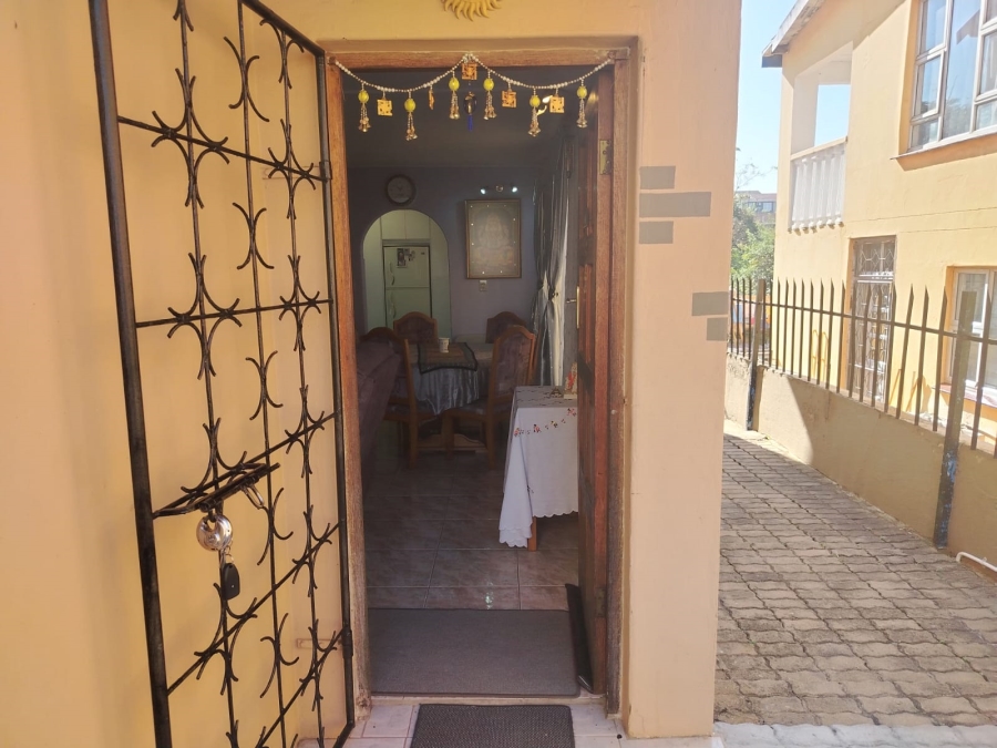 3 Bedroom Property for Sale in Newlands West KwaZulu-Natal