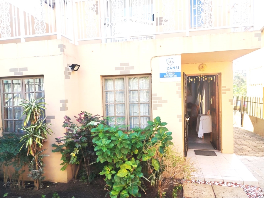 3 Bedroom Property for Sale in Newlands West KwaZulu-Natal