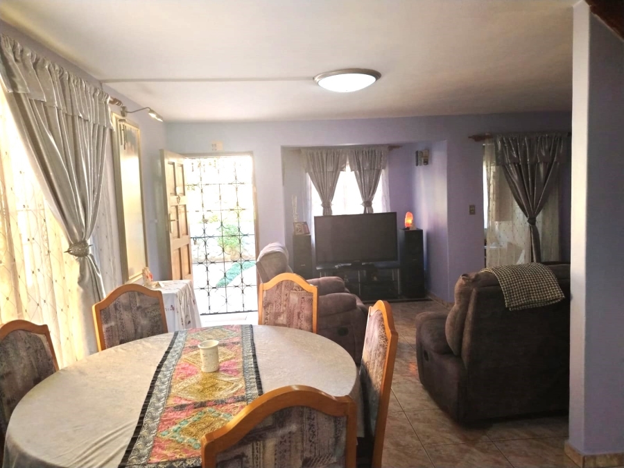 3 Bedroom Property for Sale in Newlands West KwaZulu-Natal