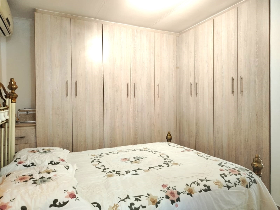 3 Bedroom Property for Sale in Newlands West KwaZulu-Natal