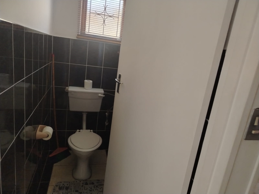 3 Bedroom Property for Sale in Newlands West KwaZulu-Natal