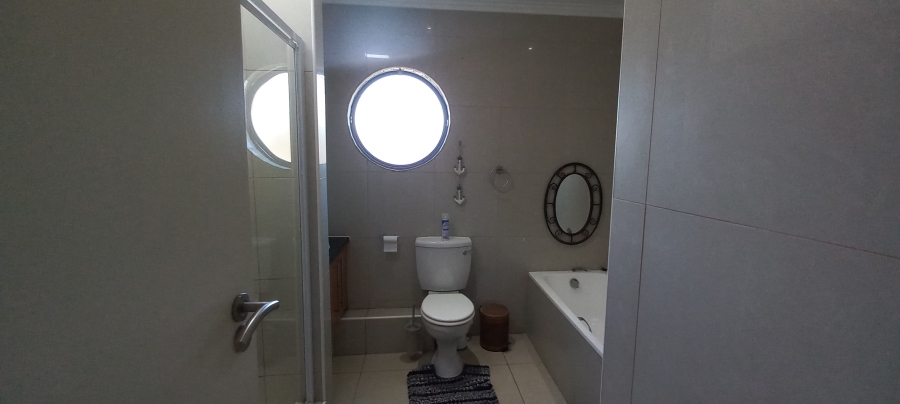 4 Bedroom Property for Sale in Manaba Beach KwaZulu-Natal