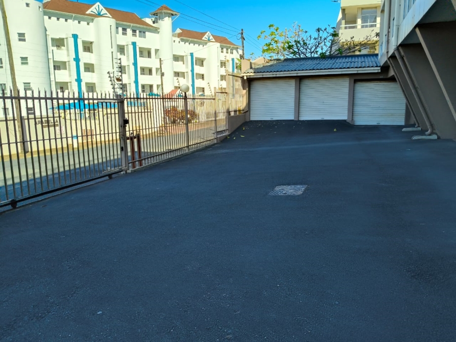 To Let 2 Bedroom Property for Rent in Margate Beach KwaZulu-Natal